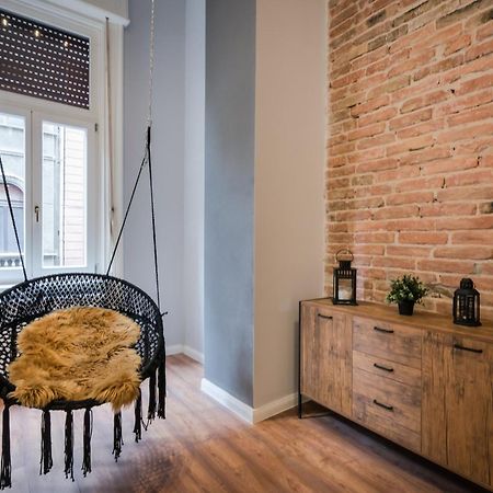Aradi Chic Apartment Budapest Ngoại thất bức ảnh