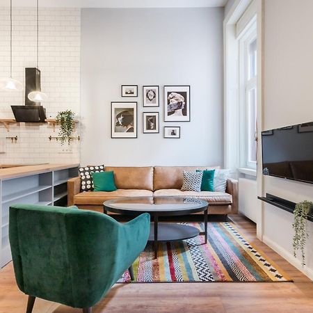 Aradi Chic Apartment Budapest Ngoại thất bức ảnh